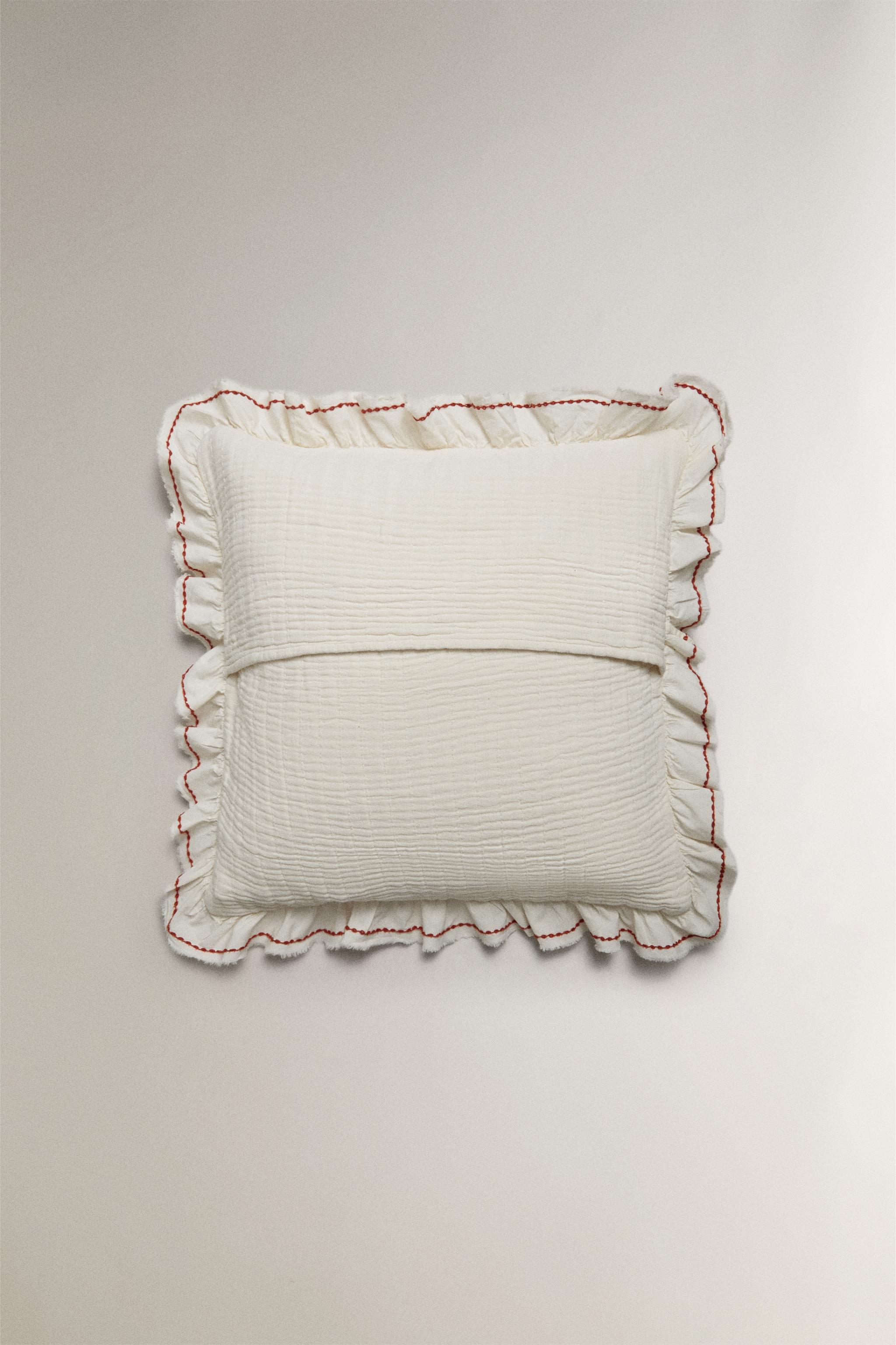 KIDS' TEXTURED RUFFLE THROW PILLOW COVER